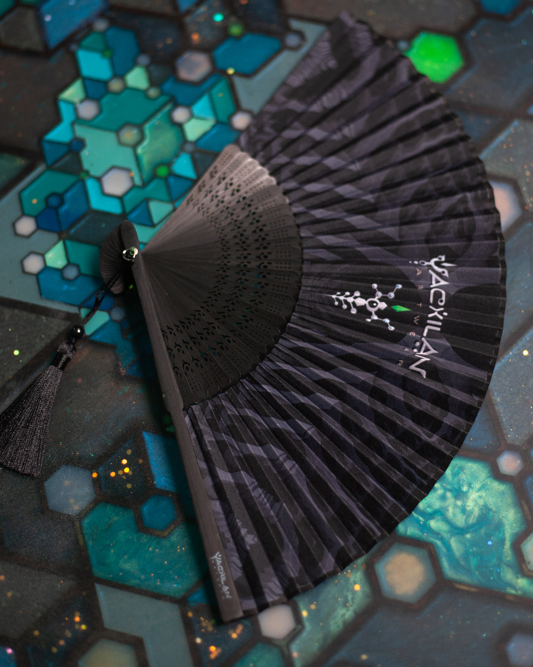 Hand Fan / Bamboo - SANDOKAN
